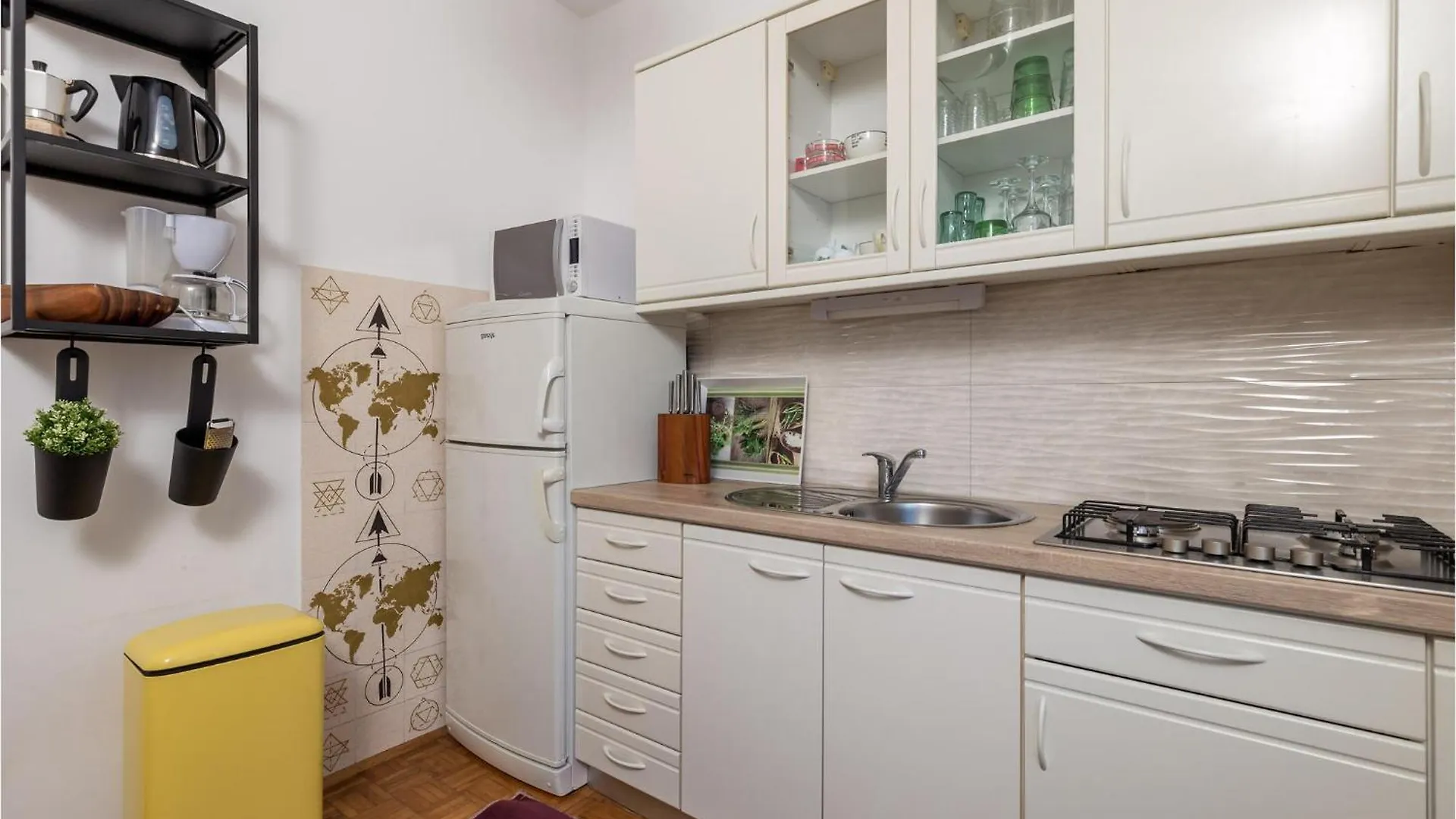 3 Bedroom Cozy Apartment In Opatija Croatia