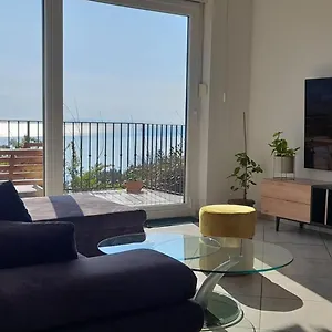 No. 1 Apartman