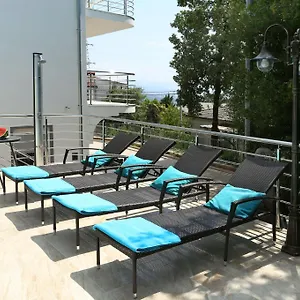 Dragi With Pool, Sauna, & Whirlpool Apartament